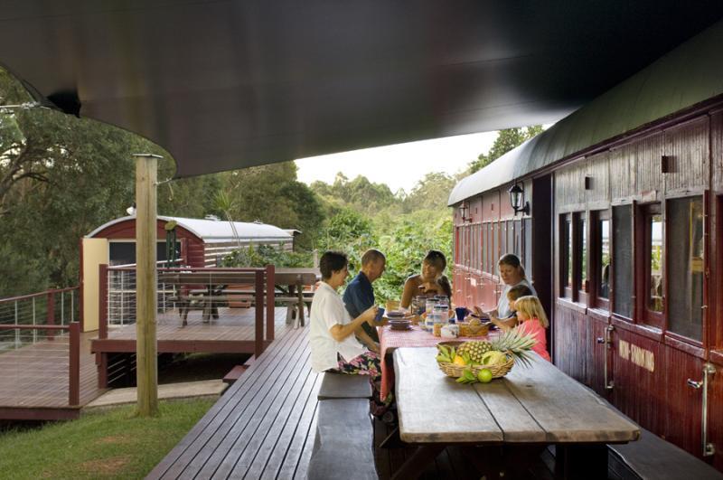 Glass House Mountains Ecolodge Exterior photo